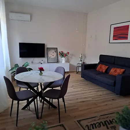 Casa Mimi Apartment *